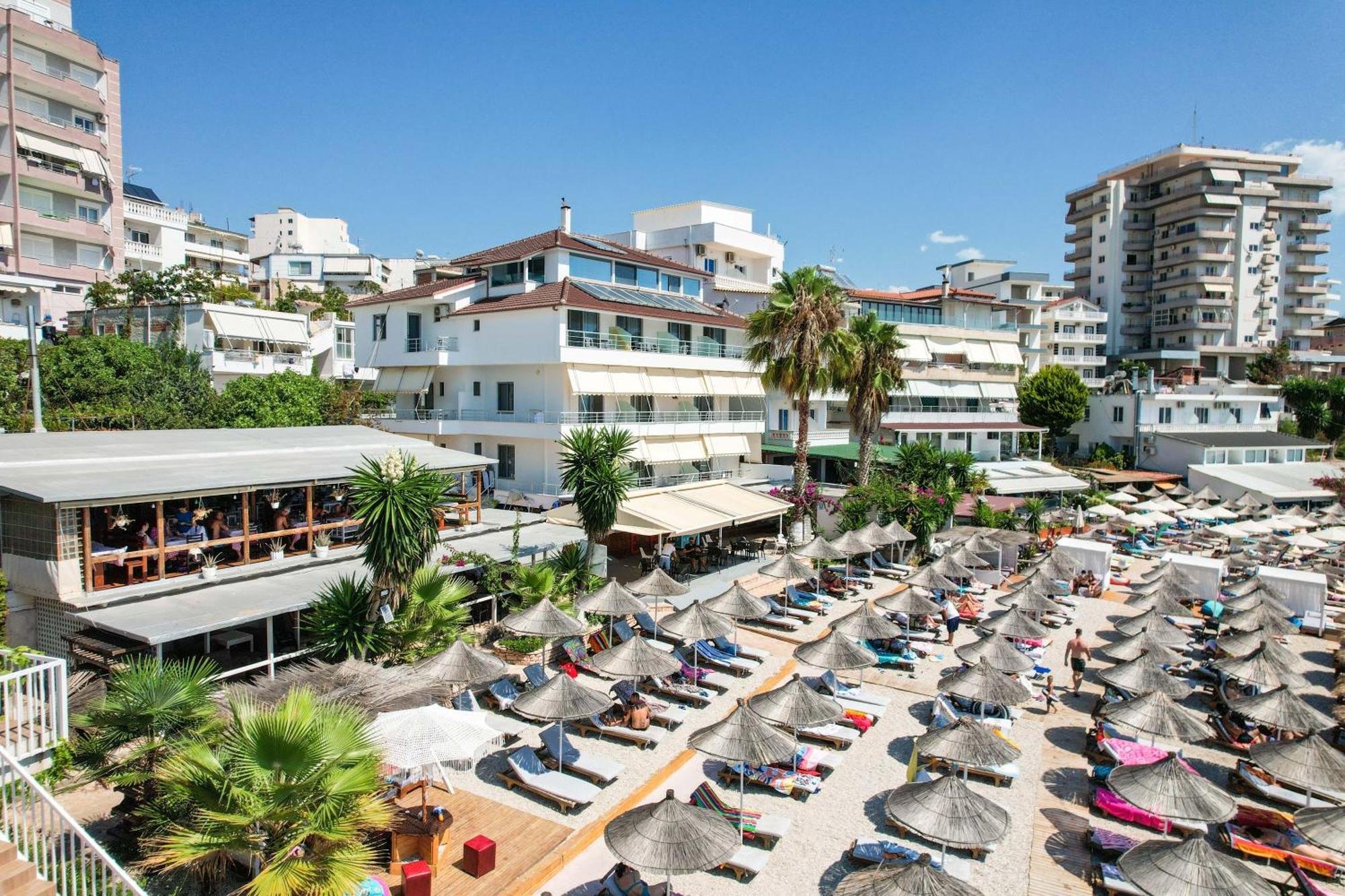 Vila Era Beach Sarandë Exterior foto