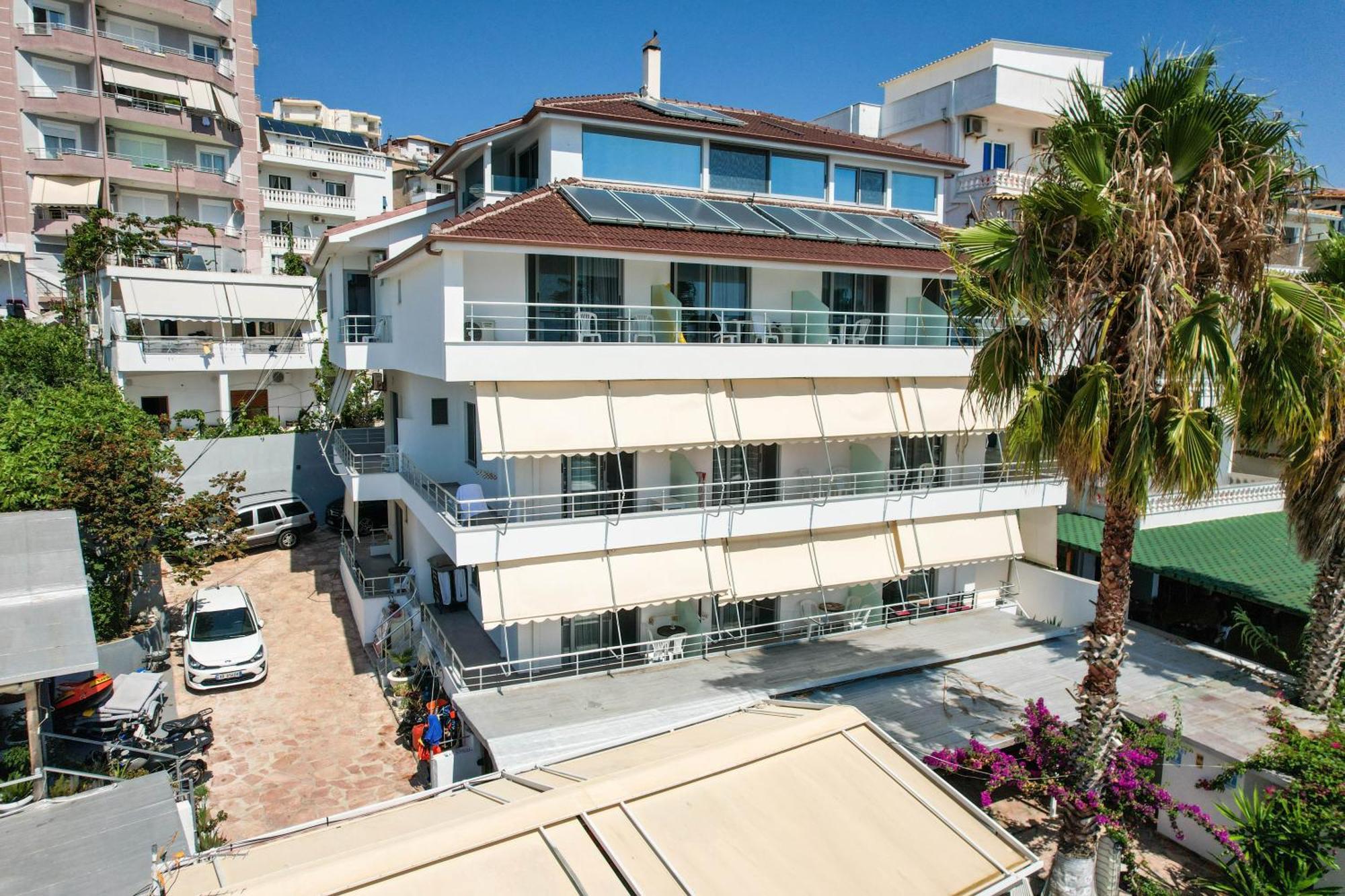 Vila Era Beach Sarandë Exterior foto